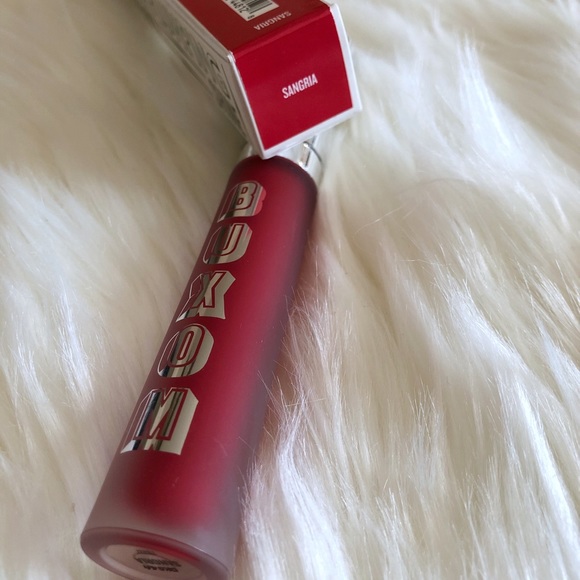 Buxom Full on Lip Cream in Sangria New in box - Picture 5 of 5